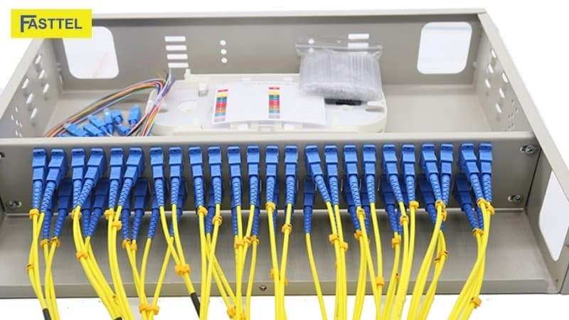 Tối ưu hóa suy hao tín hiệu tại điểm nối: Vai trò của ODF và kĩ thuật bấm Fast Connector chuẩn