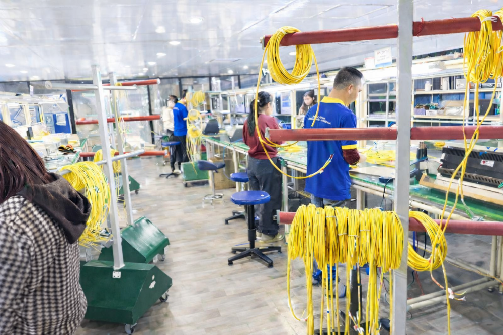 Cáp quang giá rẻ