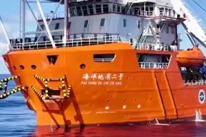 cắt cáp biển