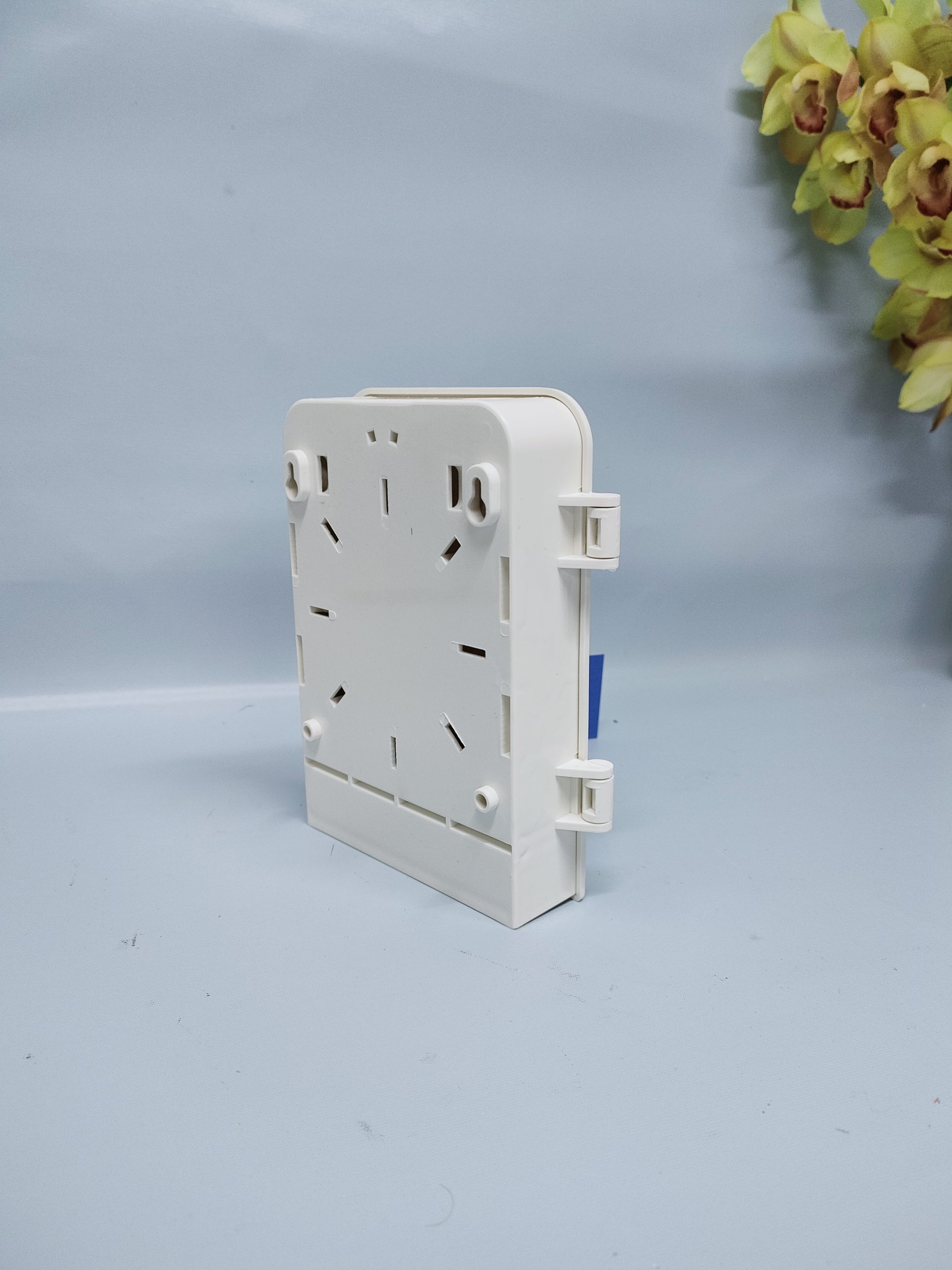 ODF 8FO indoor nhựa full phụ kiện SC/APC