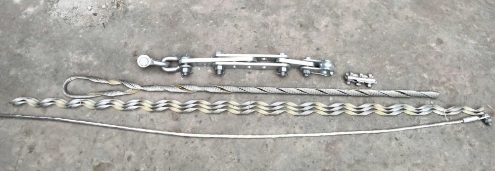phụ kiện treo néo cáp quang