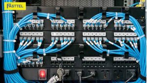 Tủ rack mạng chứa những bộ phận nào?